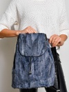 Кожаный рюкзак с отделкой каракульчой темно-синий